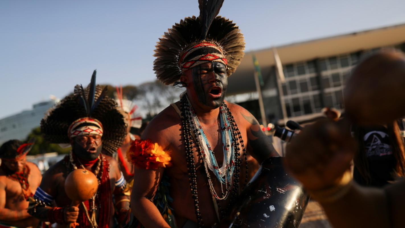 В Бразилии коренные жители вышли на  демонстрацию в защиту исконных земель