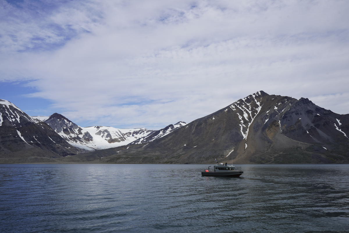 В районе Новой Земли обнаружено судно пропавших исследователей Арктики