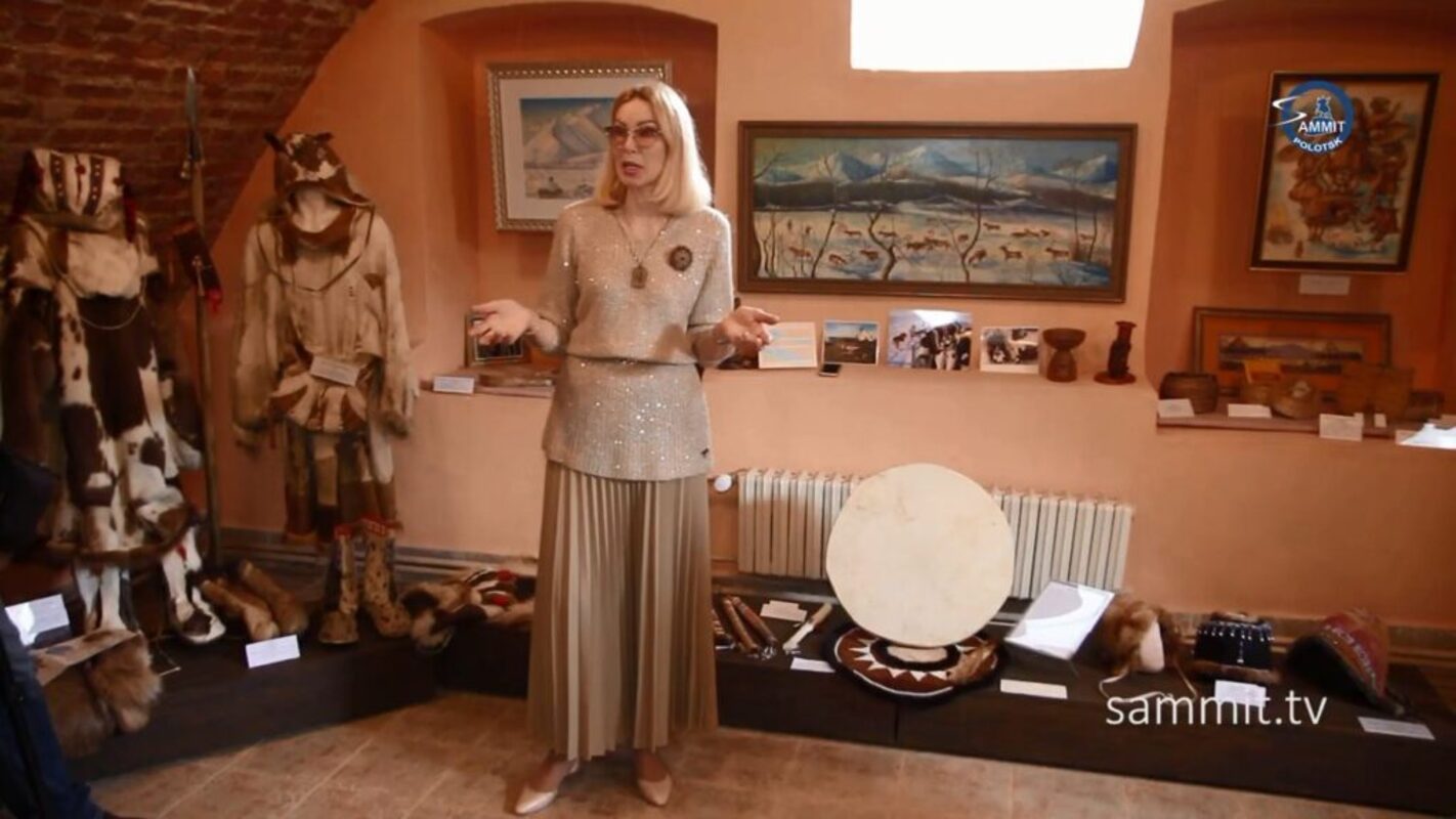 В Полоцке открыли выставку из коллекции Людмилы Каюровой