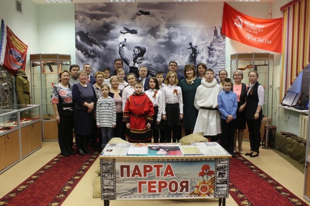 Парты земляков-фронтовиков появились  в школах Ненецкого округа