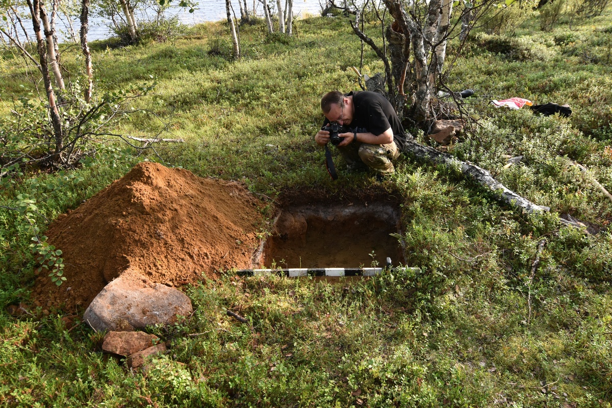 В Ловозеро археологи нашли пять первобытных стоянок за одну неделю