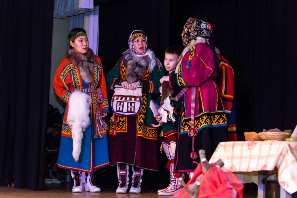 В Нарьян-Маре на сцене ДК «Арктика»  состоялся показ спектакля «Ненюко»