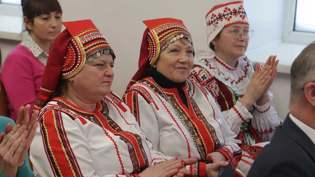 Народы проживающие в алтайском крае. Народы ,проживающие в Курской области. Какие народы проживают в Алтайском крае.