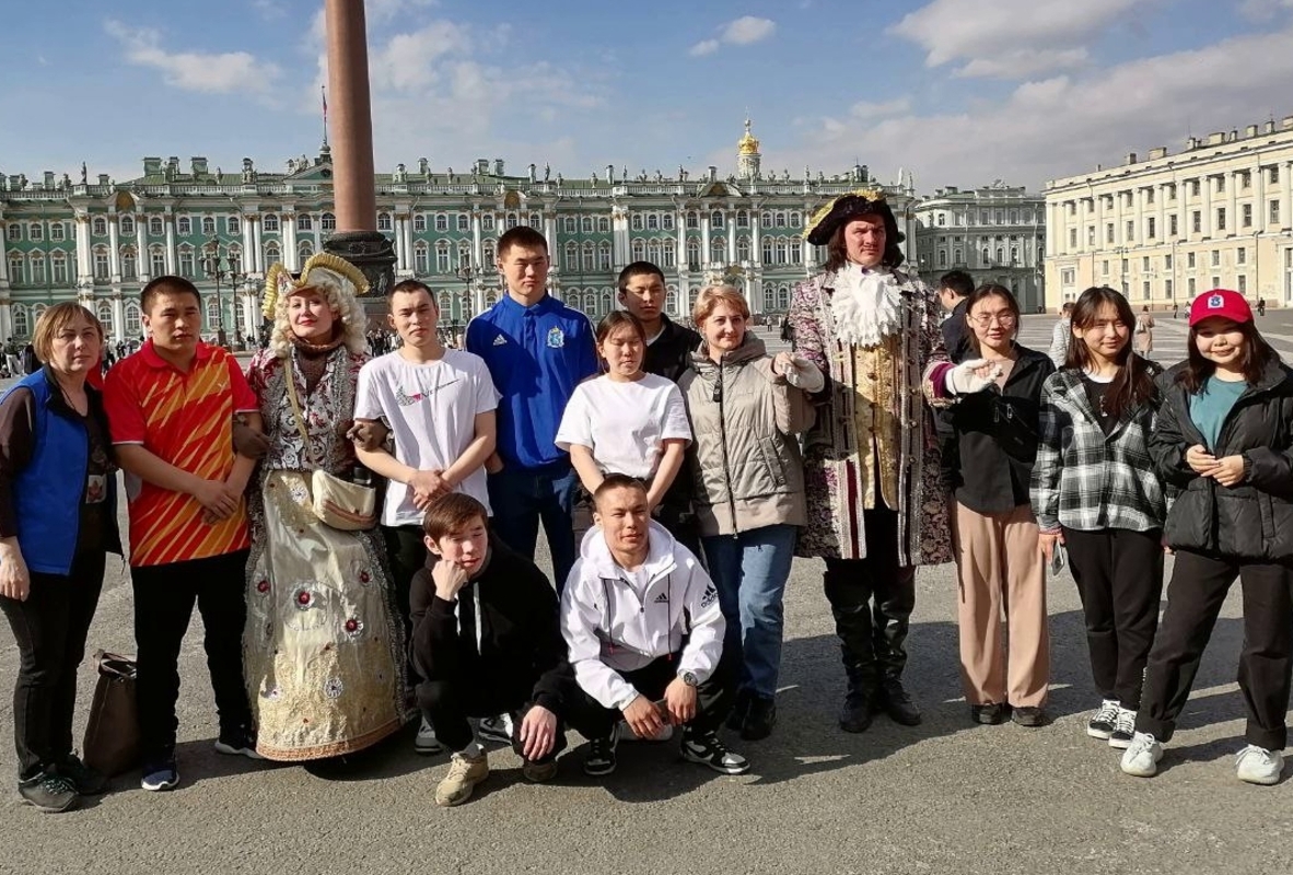 Воспитанники школ-интернатов Ямала знакомятся с вузами Санкт-Петербурга