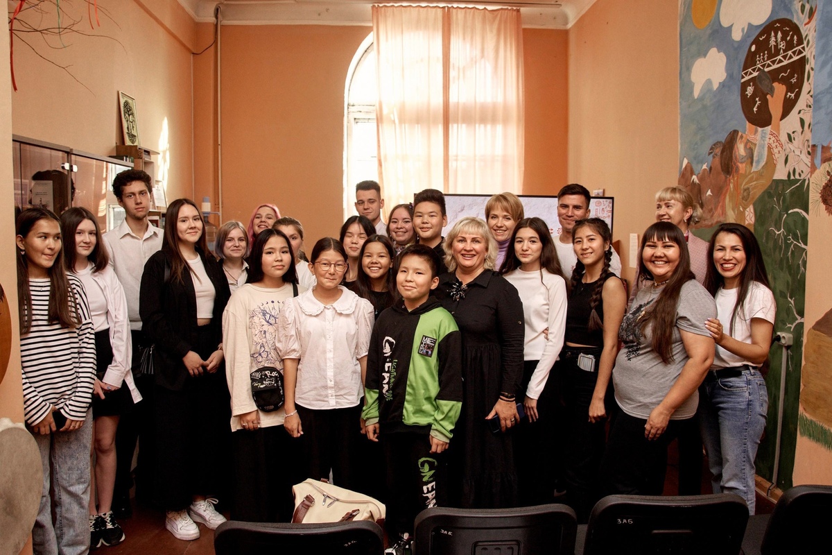 Студенты и школьники Новокузнецка познакомились с промыслами шорцев