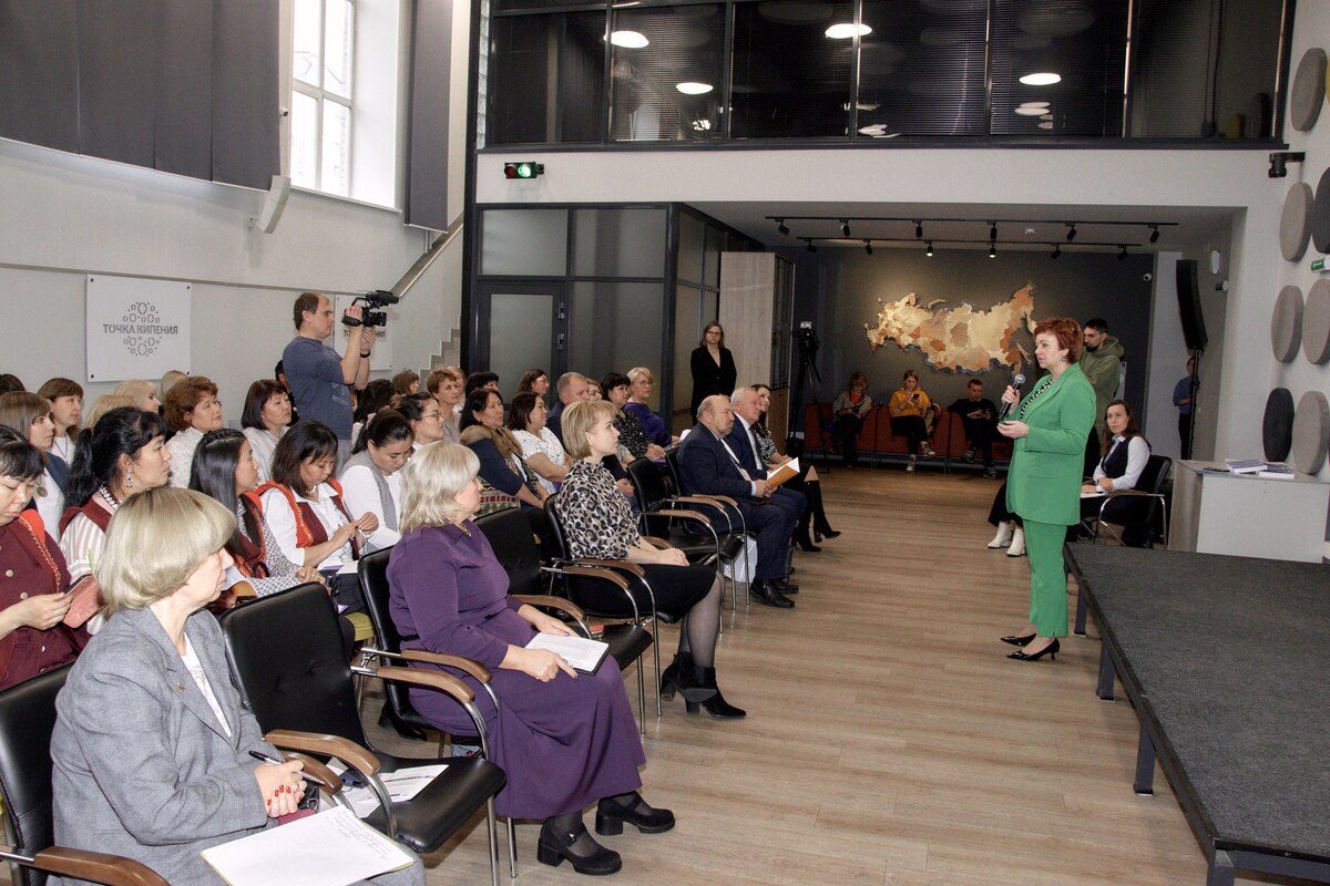 В Новокузнецке собрались эксперты в области сохранения родных языков