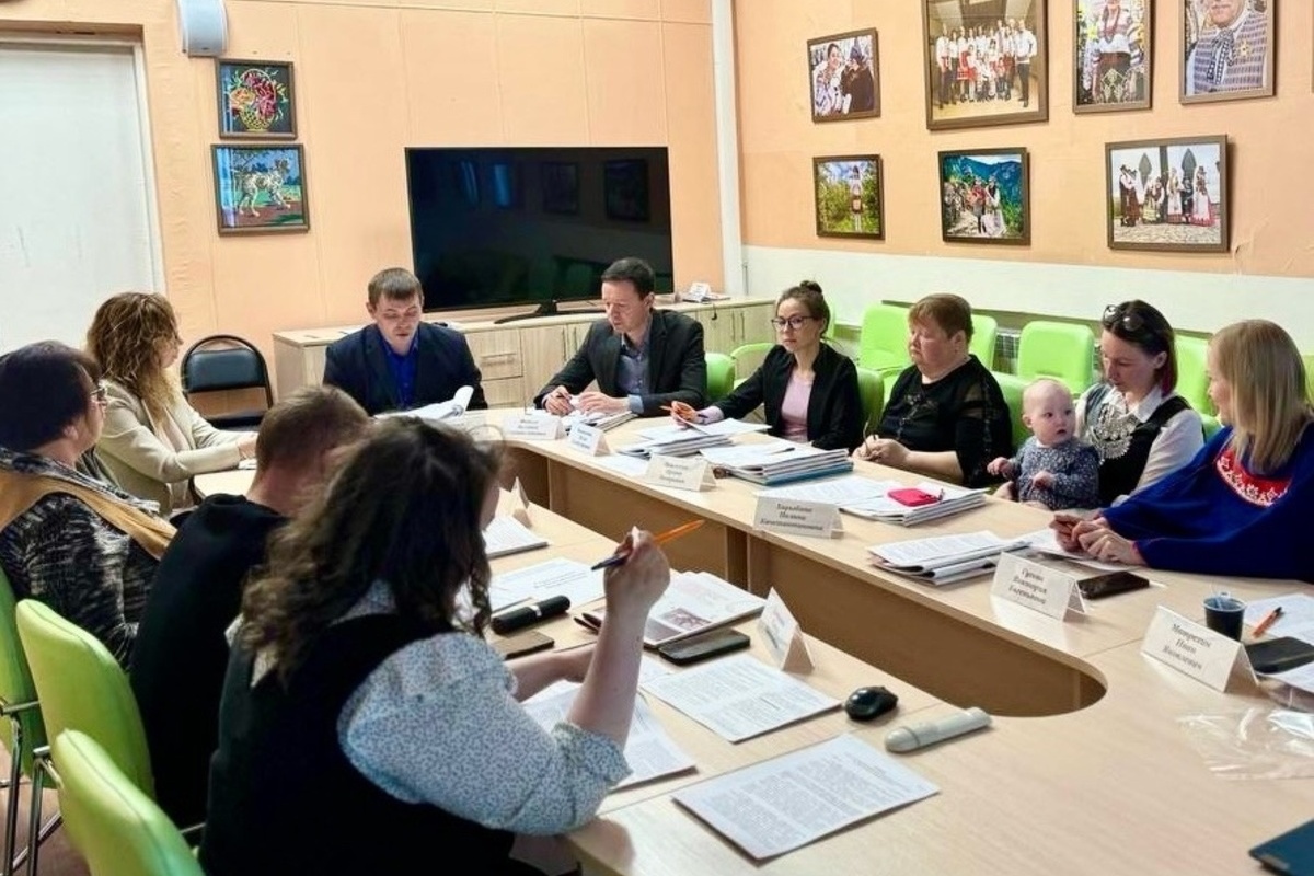 В Мурманске состоялось заседание Совета представителей коренных народов Севера